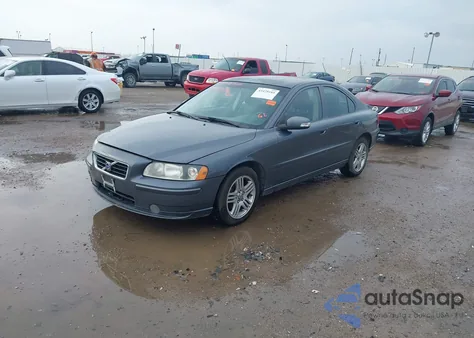 2009 Volvo S60 2.5T/2.5T Special Edition из США, поврежденный, VIN YV1RS592192727579
